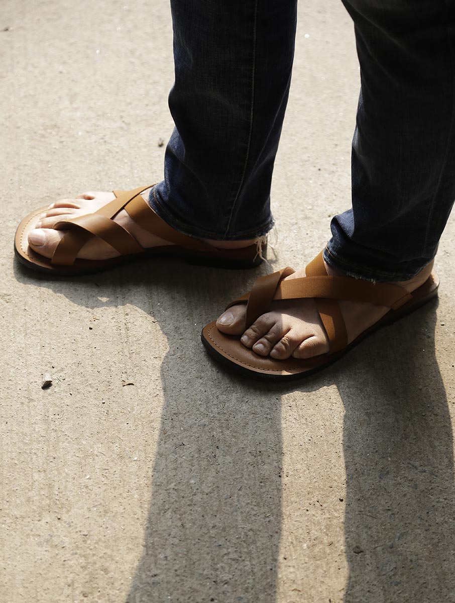 Medfeet Men's Toe-Ring Slip-On Sandals - MediFeet